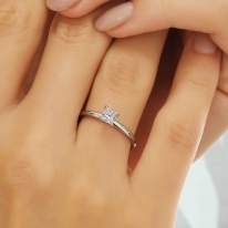  0.41CT D Renk GİA Prenses Kesim Pırlanta Tektaş Yüzük YT1110