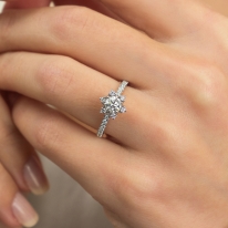 Lois Diamond 0.45ct+0.25ct Toplam 0.70 Karat Pırlanta Tektaş Yüzük GİA Sertifikalı yz1019