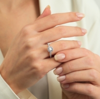 Lois Diamond 0.75 Karat D-E Renk Pırlanta Tektaş Yüzük-GİA Sertifikalı YZ1018