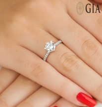 Lois Diamond 0.70ct+0.20ct Toplam 0.90 Karat Pırlanta Tektaş Yüzük GİA Sertifikalı YZ1082