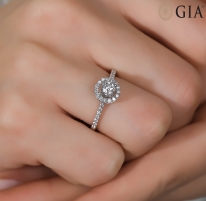 Lois Diamond 0.40ct+0.25ct Toplam 0.65 Karat Pırlanta Tektaş Yüzük GİA Sertifikalı yz1029
