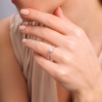 Lois Diamond 0.50 Karat E Renk Pırlanta Tektaş Yüzük-HRD Sertifikalı YZ1039