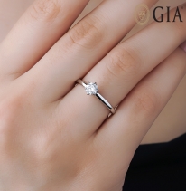 Lois Diamond 0.45 Karat E Rengi Pırlanta Tektaş Yüzük-GİA sertifikalı YZ1046