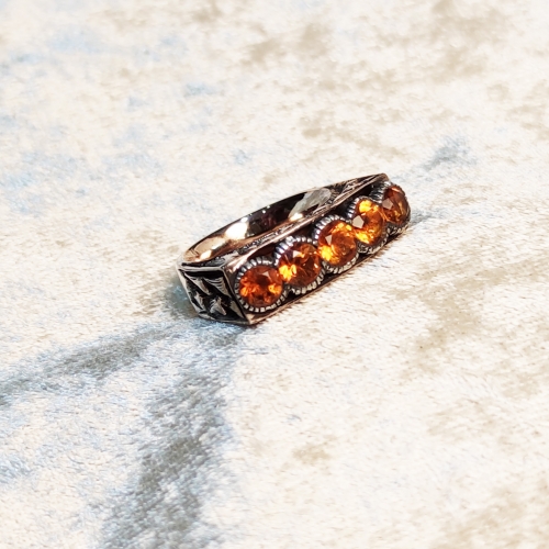  1.75 Karat Turuncu Safirli Yüzük Hestia’s Ember 453